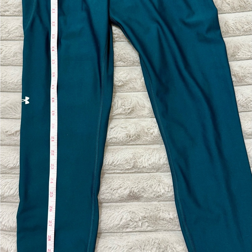 Under Armour Compression Leggings – Size L
